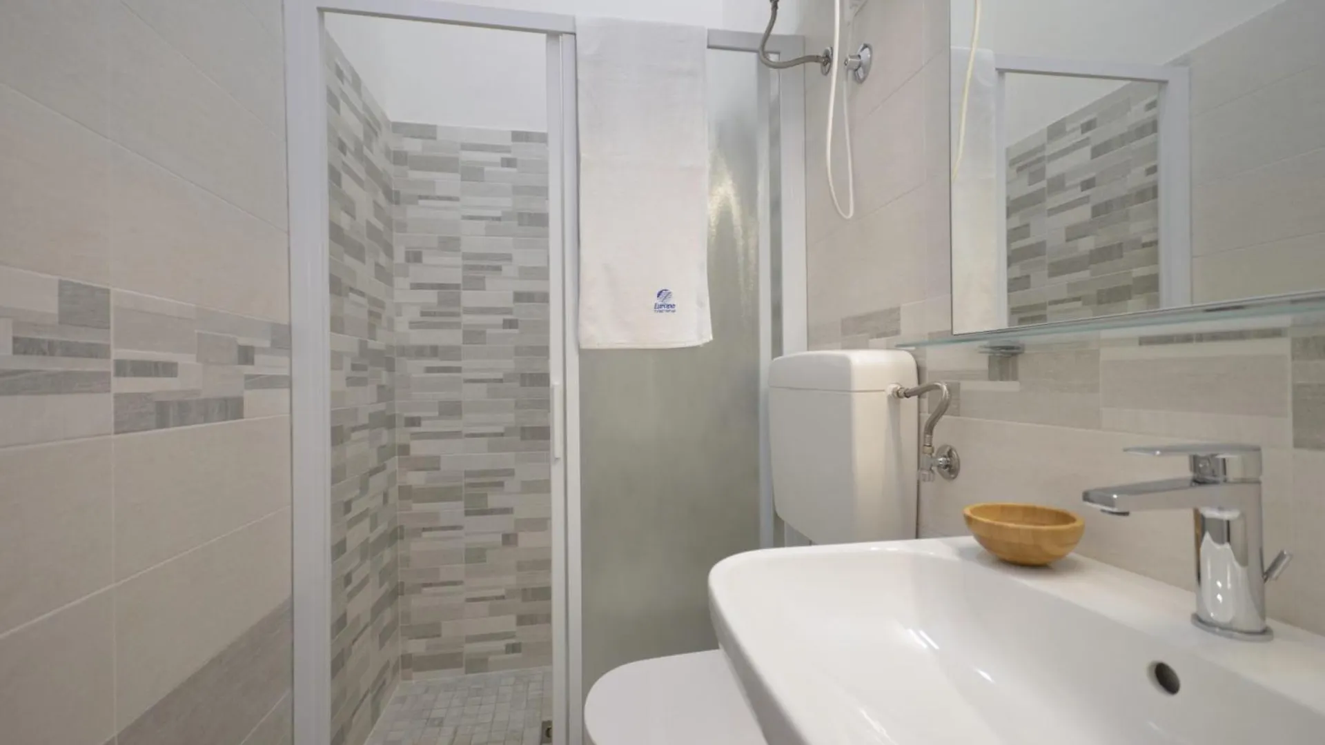 شقة Appartamenti Laguna & S.Elena Sud بيبيوني
